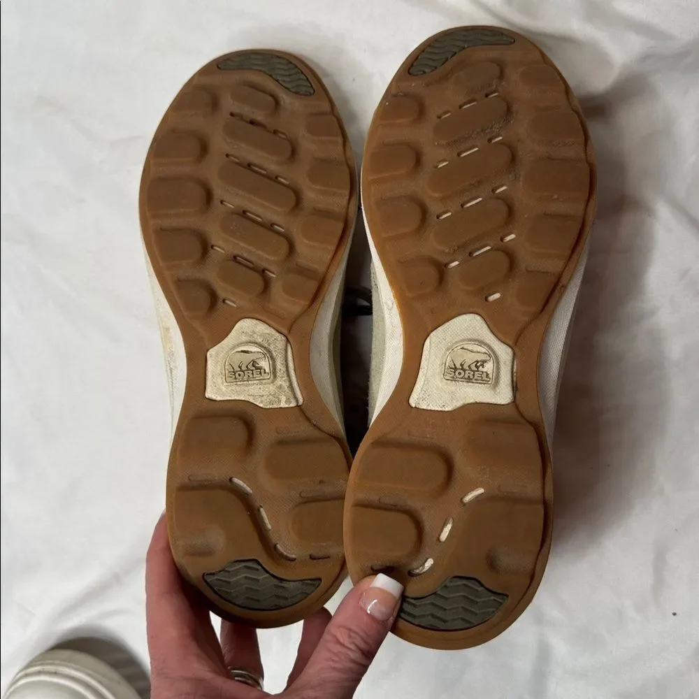 Sorel Women’s Ona 503 High Top‎ Sneakers in Nova, Sand, Paradox Pink.